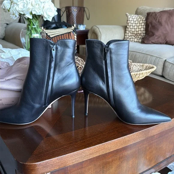 GIANVITO ROSSI Black Leather Ankle Booties Shoes Heels Women’s EU 41 NWT - Picture 2 of 12